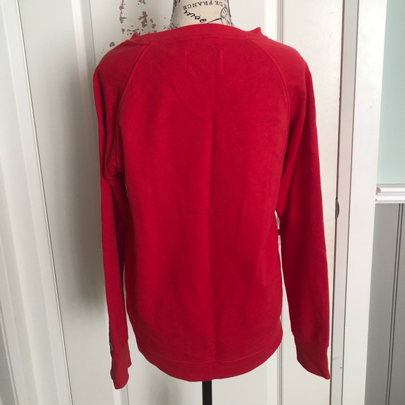 Medium red champion pullover - Picture 2 of 5